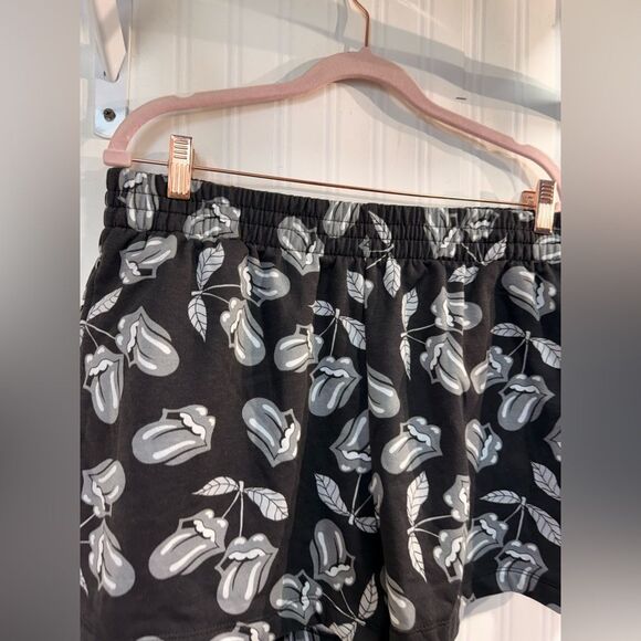 The RollingStones  Black and Gray Patterned Shorts Sz XL - Picture 2 of 5